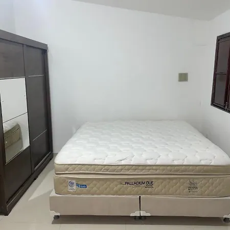 Apartamento A 100m Da - Do Paitití